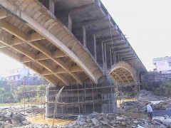 桥梁加固施工中易存在问题的解决方案和控制措施