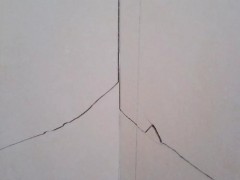 掌握这几点，自己在家也可以处理墙砖、地砖的裂缝