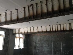 房屋建筑的墙体加固可以选择碳纤维加固方法吗？