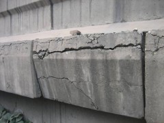 容易造成混凝土构件出现裂缝的原因分析