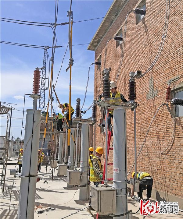 6月10日，丰沙大西八里变电所改造施工现场