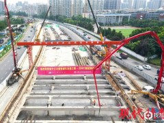 扬子江大道快速化加固改造 汉中门隧道封顶