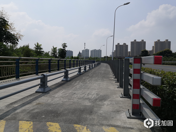 合肥庐阳区完成8座城市桥梁护栏升级加固改造