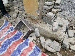 贵阳一小区业主破坏承重墙，住建部门紧急勘察后当场叫停